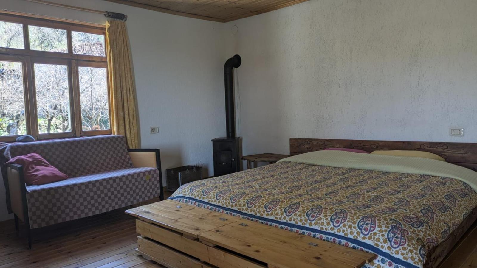 The House In The Village Pellumbas Екстер'єр фото